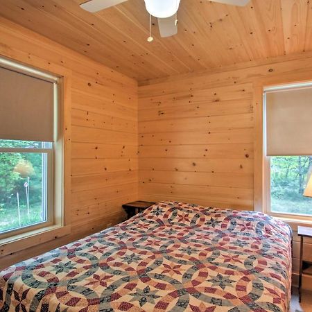 Family Cabin With Beach Access On Panther Pond Raymond Esterno foto